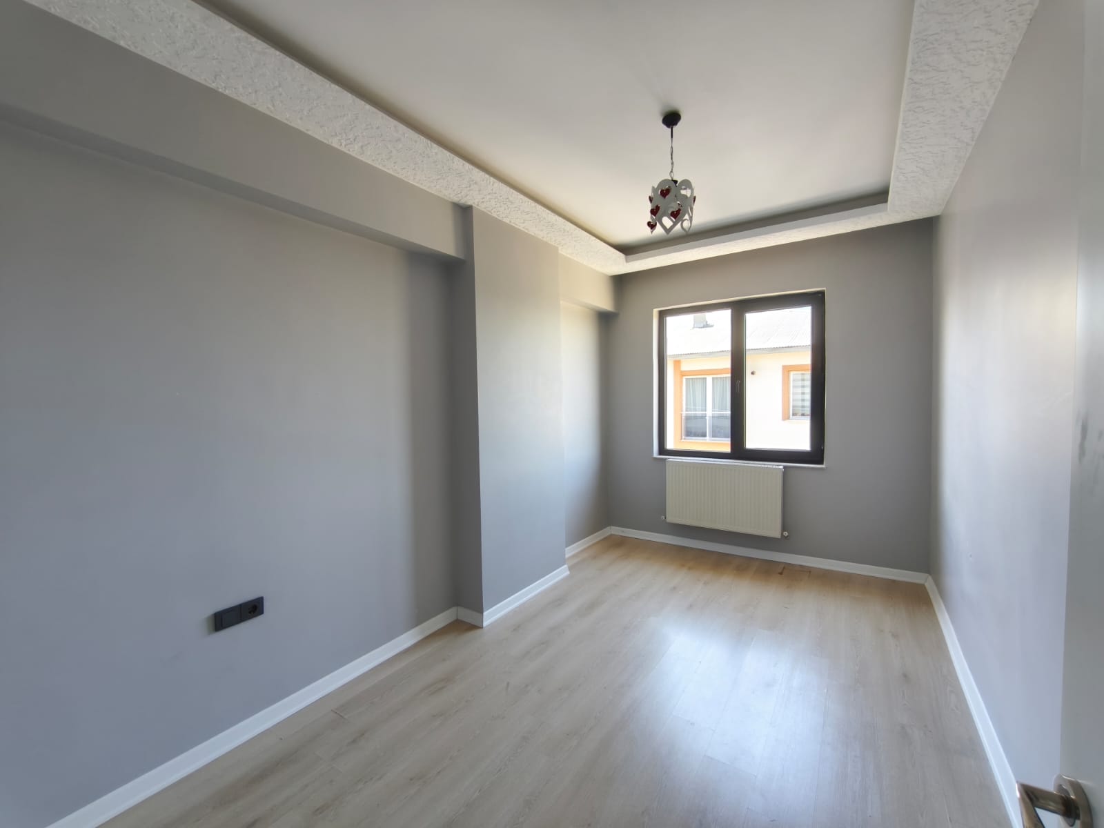 ŞÜKRÜPAŞA'DA SATILIK DAİRE